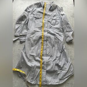 Forever 21 Blue and White Striped Shirt NEOT Size S